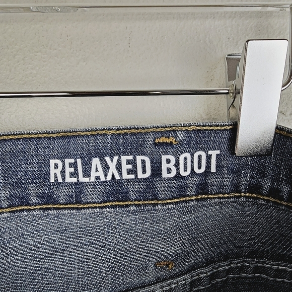 Wrangler Men's Relaxed Fit Boot Jeans NWT, 40x32 - Picture 5 of 12